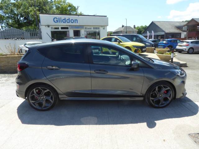 2022 Ford Fiesta 1.5 FIESTA ST-3 TURBO 200 PS 1 Owner From New!!