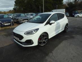 Ford Fiesta 1.5 FIESTA ST-3 TURBO Navigation 200 PS 1 Owner From New Hatchback Petrol Frozen White at Gliddon Cars Brixham